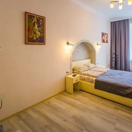 Apartamenty U Centri Lvova - Lviv Exterior photo